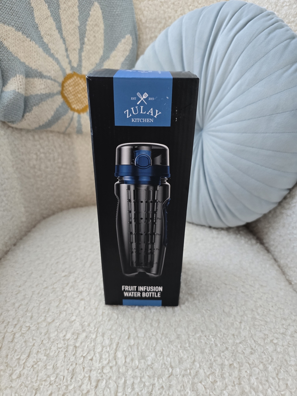 Blue Fruit Infusion Water Bottle